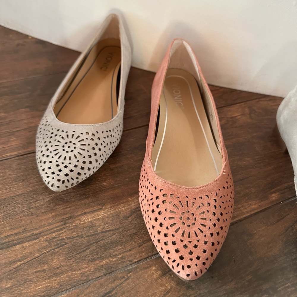 Vionic Flats
